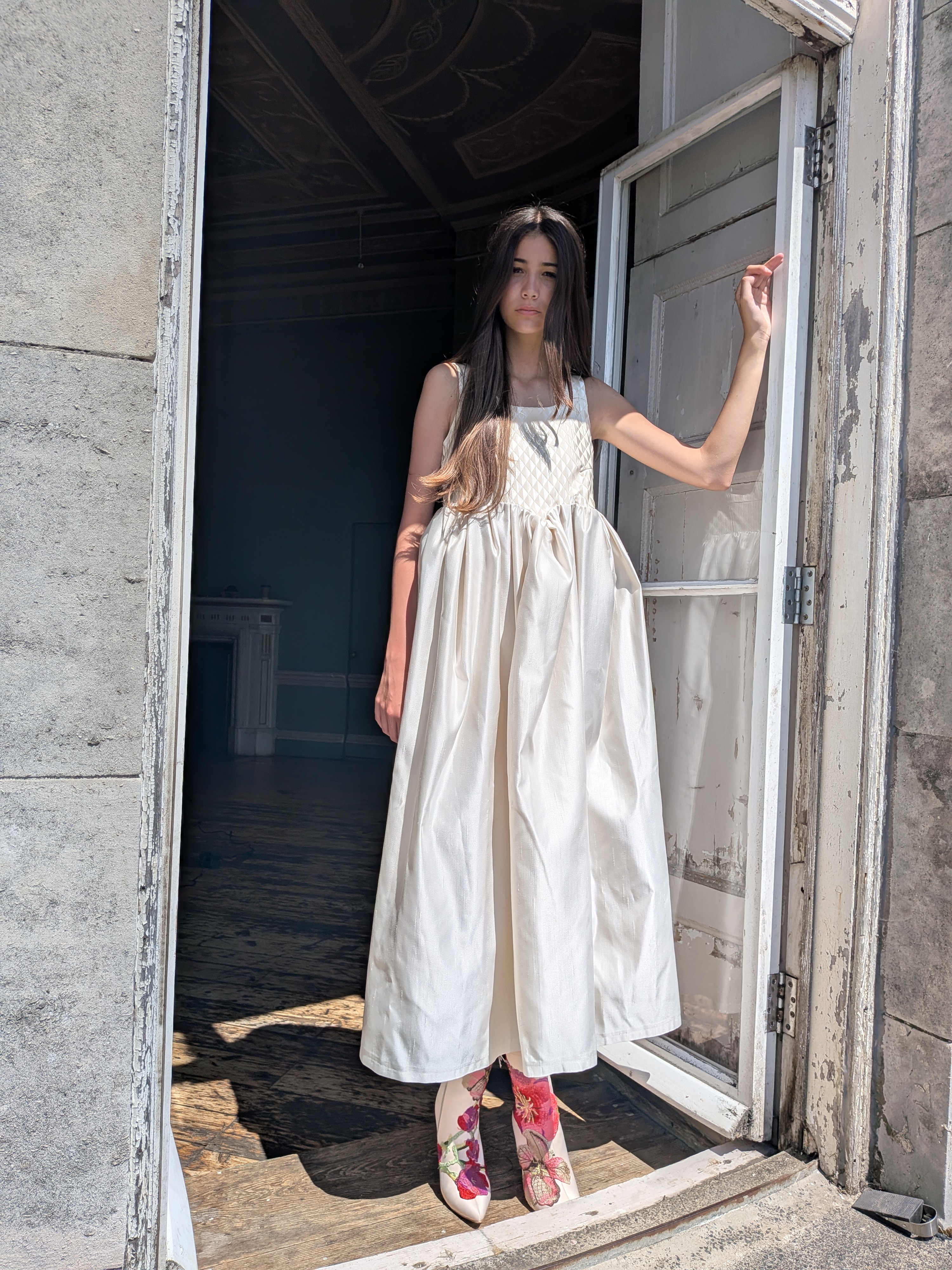 THE [BLOOM CONTOUR] Dress